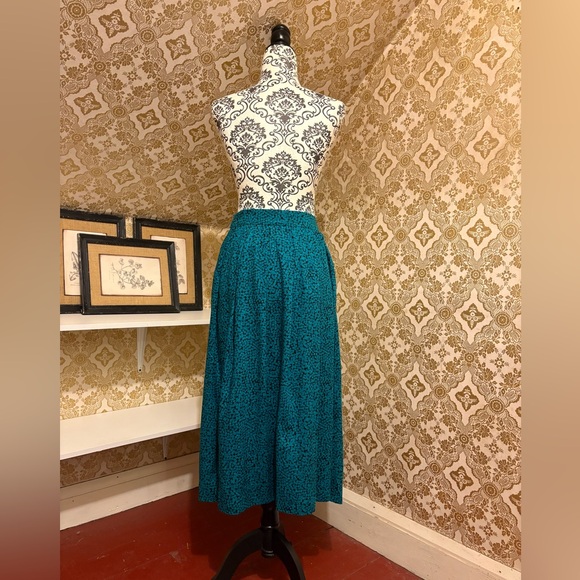 Vintage Pendleton pleated teal skirt - Picture 2 of 10